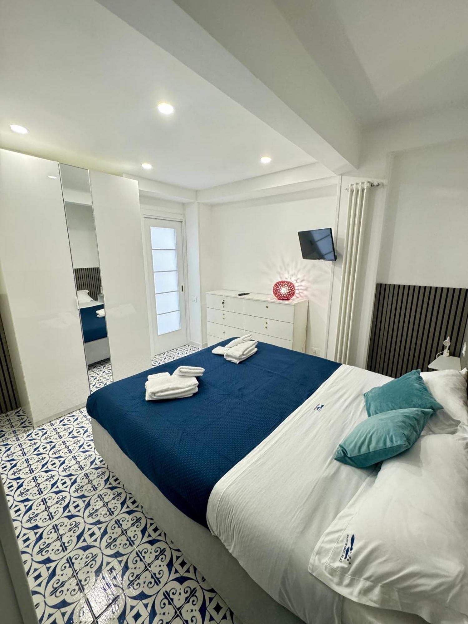 דירות Vietri Panoramic Flat Amalfi Coast - Sea View 1 מראה חיצוני תמונה